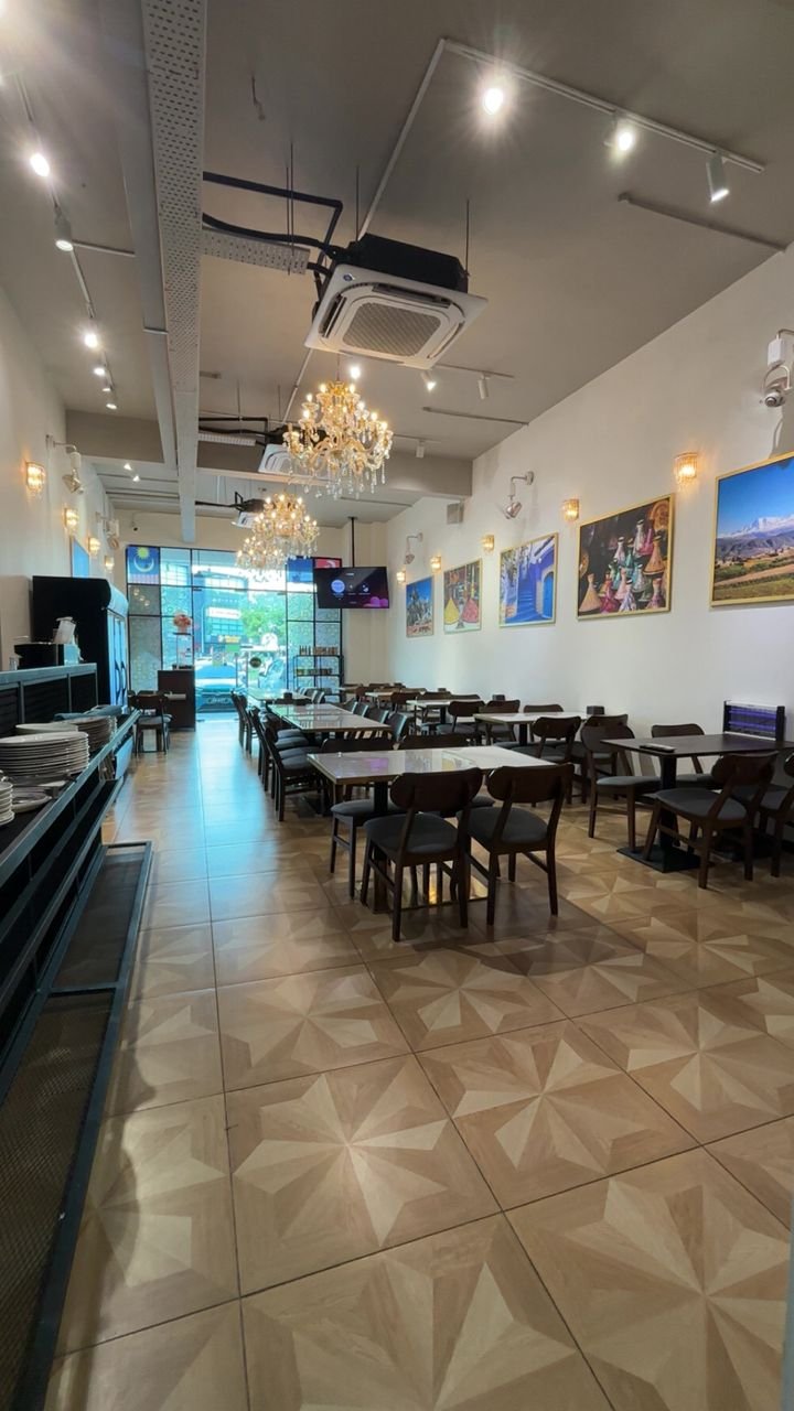 The dining room at Rasa Rasa Moroccan